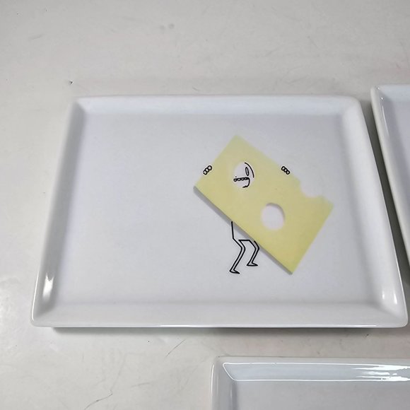 Crate and Barrel Oliver Appetizer Plates Jalapeno Cheese Shrimp CB2 6.5x5 FLAW - Picture 4 of 9